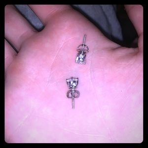 White gold screw back diamond earrings โcustomโ